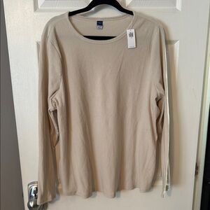 Classic Ribbed Cream Sweater/plush tee Old Navy